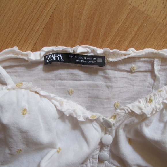 Zara Long Sleeved Cropped Top - Picture 2 of 4